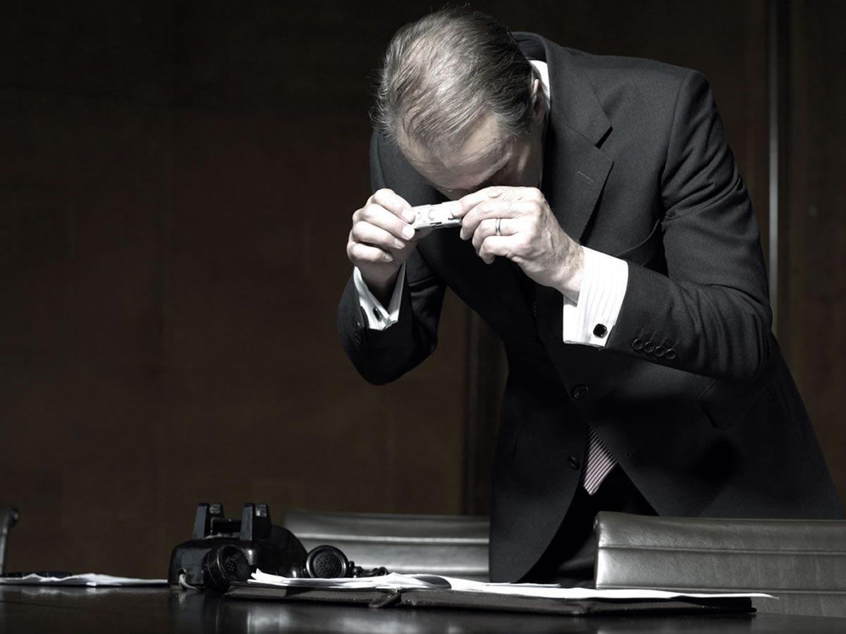 Cover image for: Corporate Espionage in Central Europe: Warning Signs and Prevention Strategies