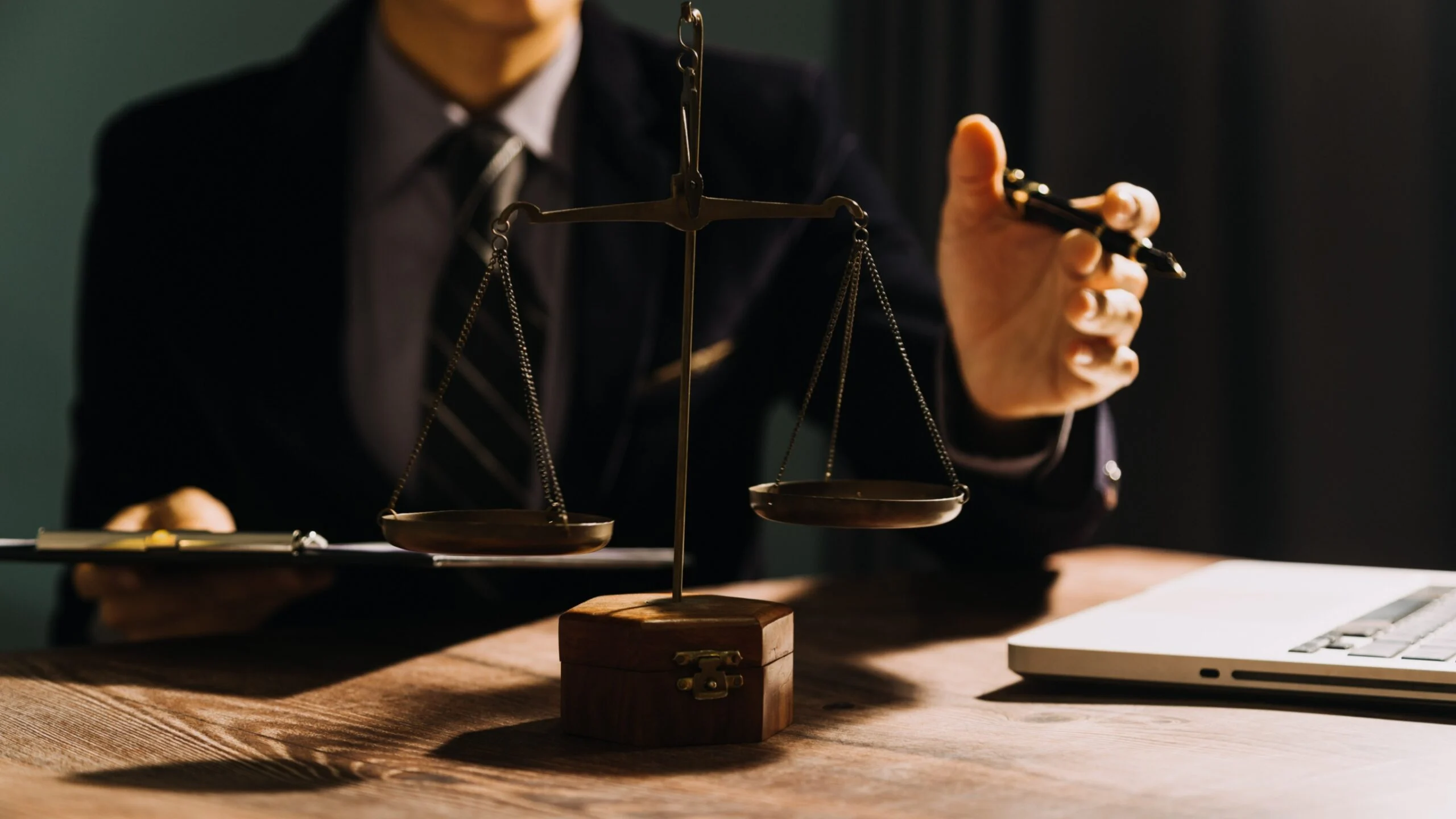 Cover image for: Attorneys & Private Investigators: A Powerful Partnership for Legal Success